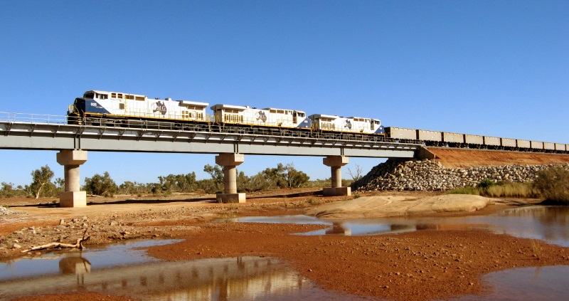 FMG_Iron_Ore_Train_-2008